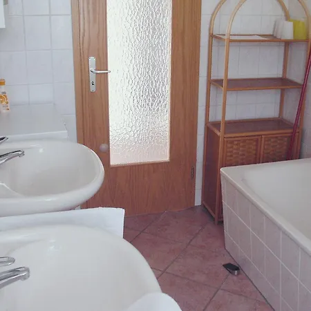 Ferienwohnung Schmidle * Sellin (Rugen)